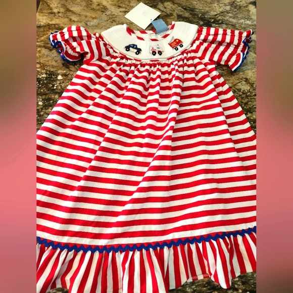 Other - New 4 three sisters